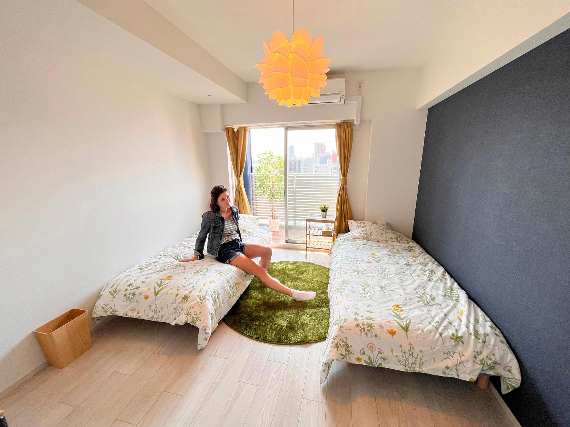 R Guest House Osaka Esterno foto