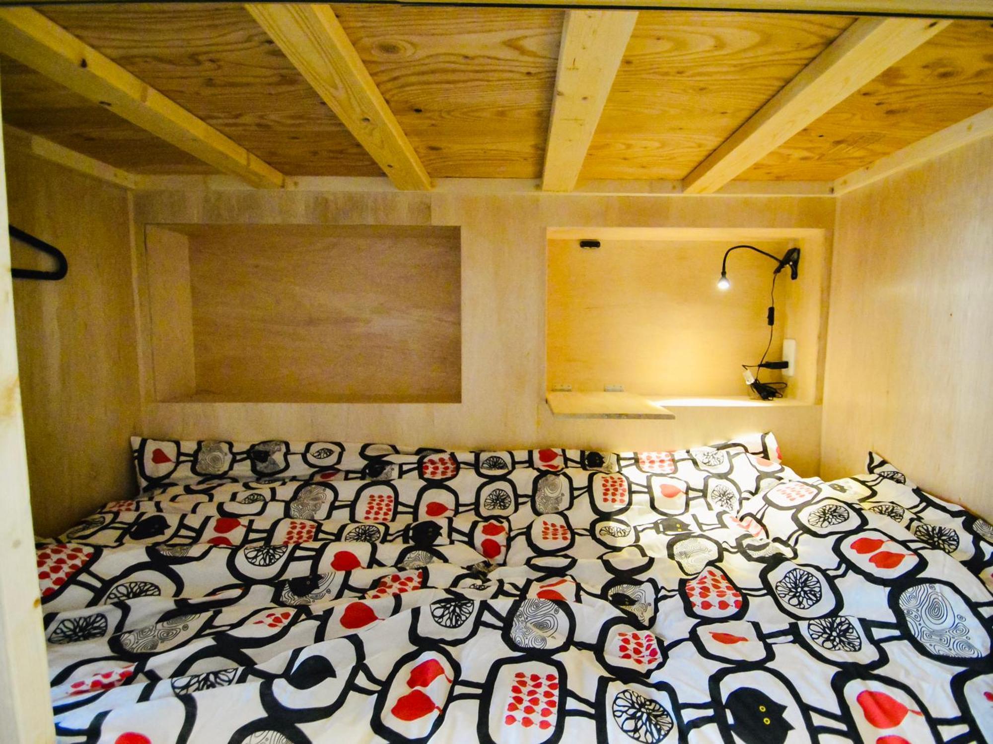 R Guest House Osaka Esterno foto
